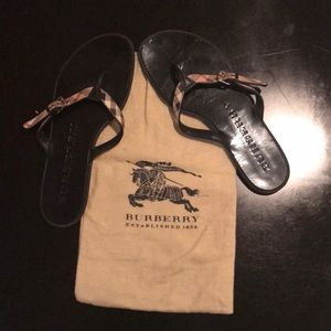 Burberry Flip Flops Size 7